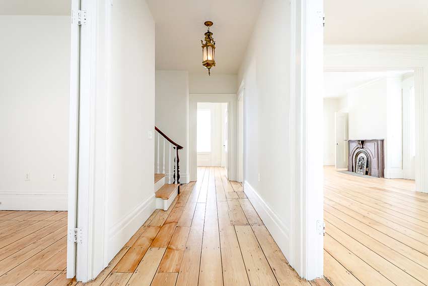 As you come through the main door you'll discover a wide entry hall.