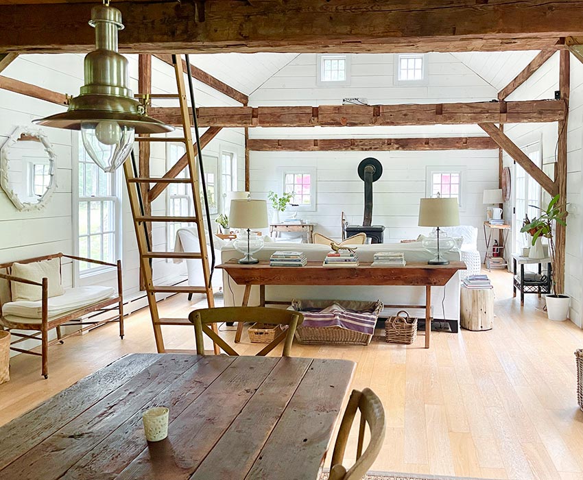 Modern day post & beam living room and dining room