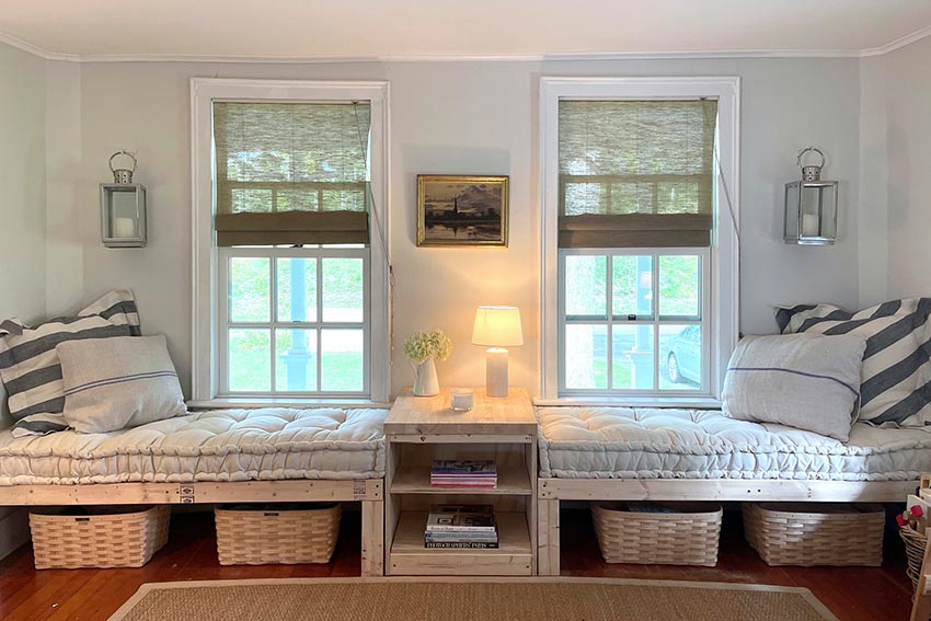 Day bed space with lanterns